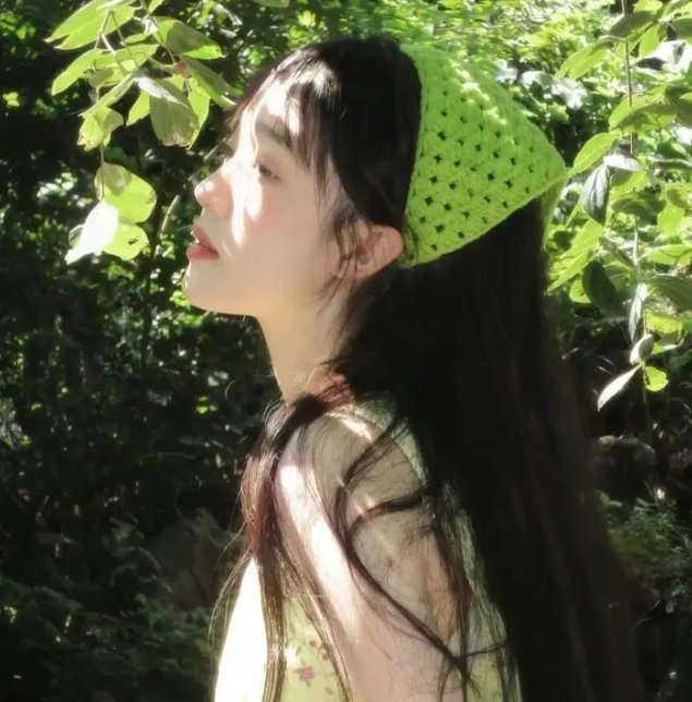 小资女孩向前冲
